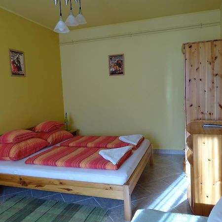Franciska Portaja Apartment Игал Екстериор снимка