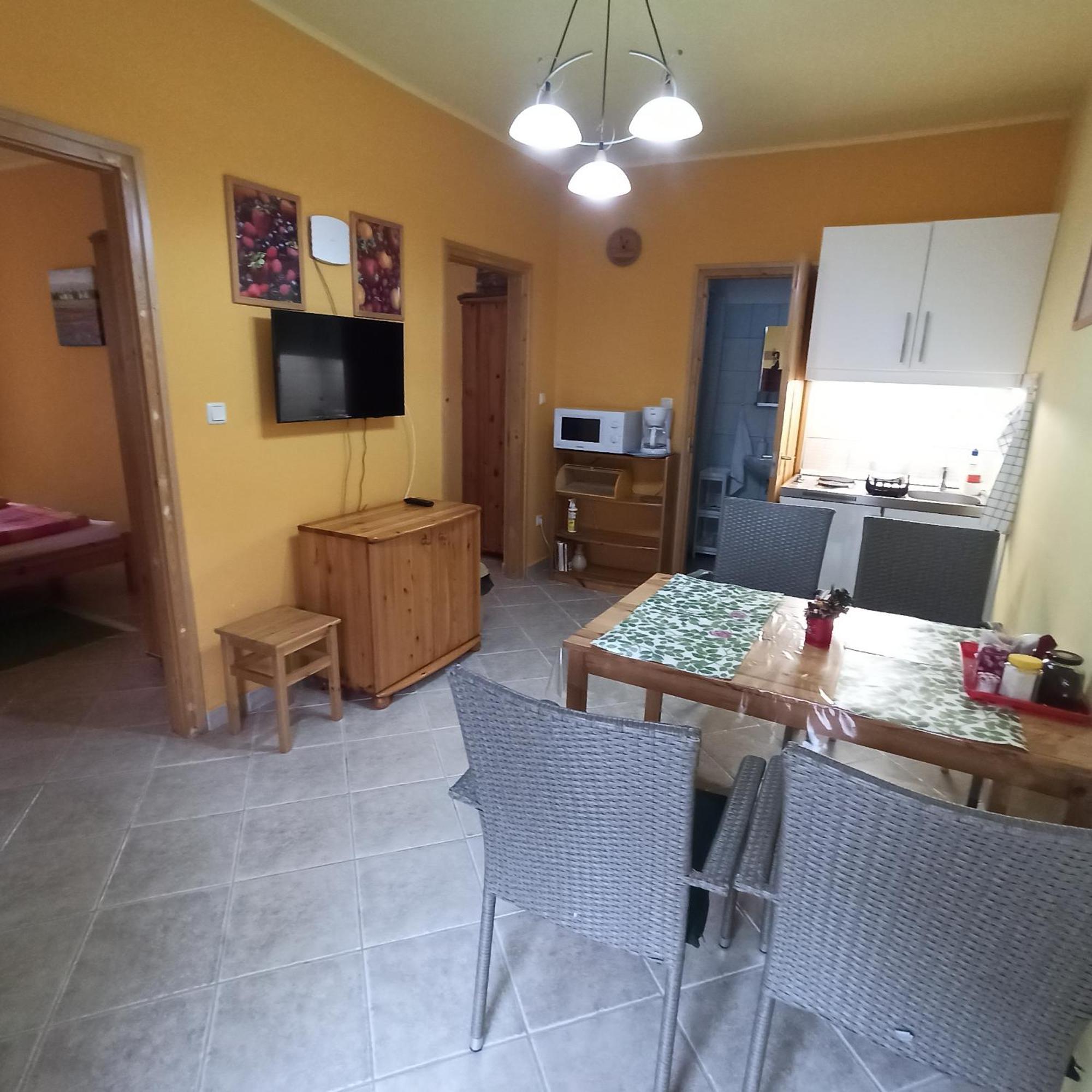 Franciska Portaja Apartment Игал Екстериор снимка